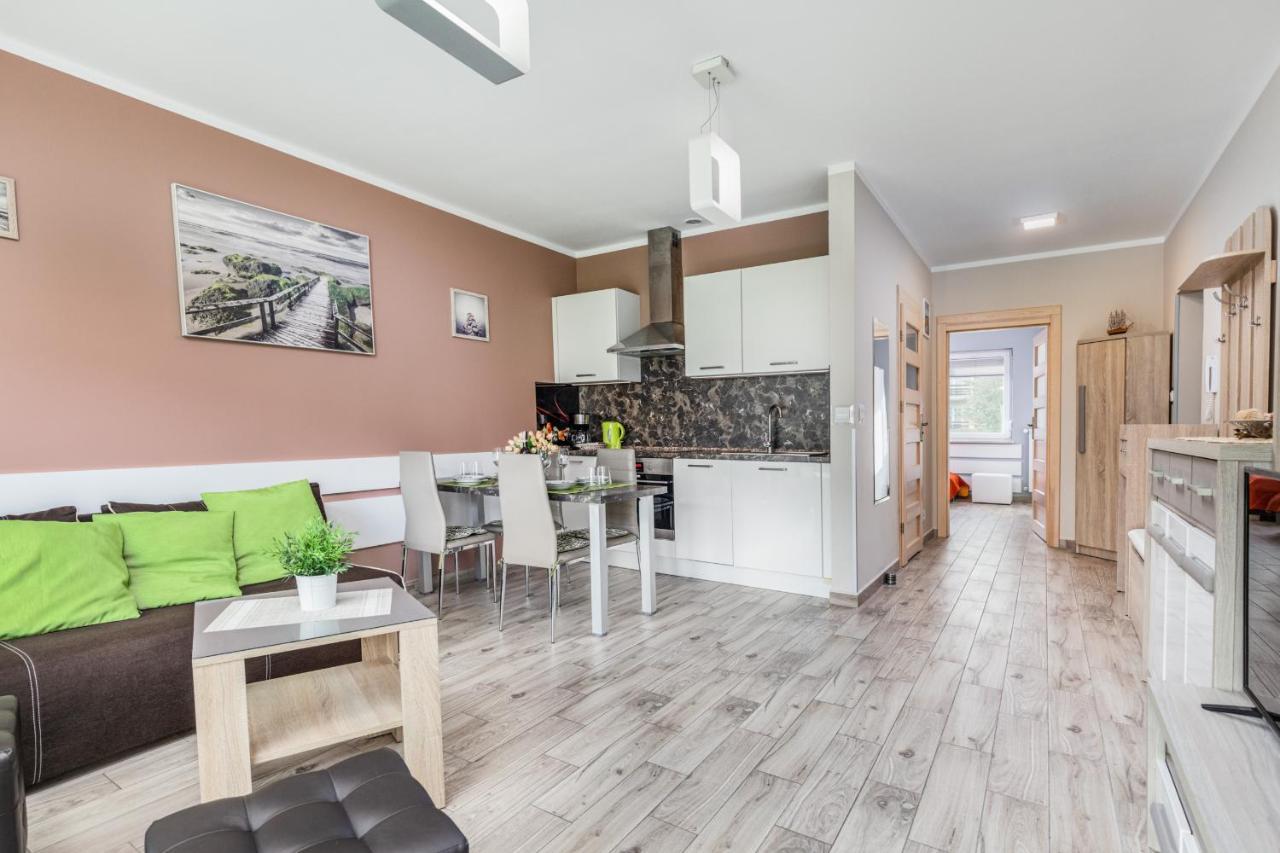 Apartamenty Polnocna By Noclegi Renters Darlowo Ngoại thất bức ảnh
