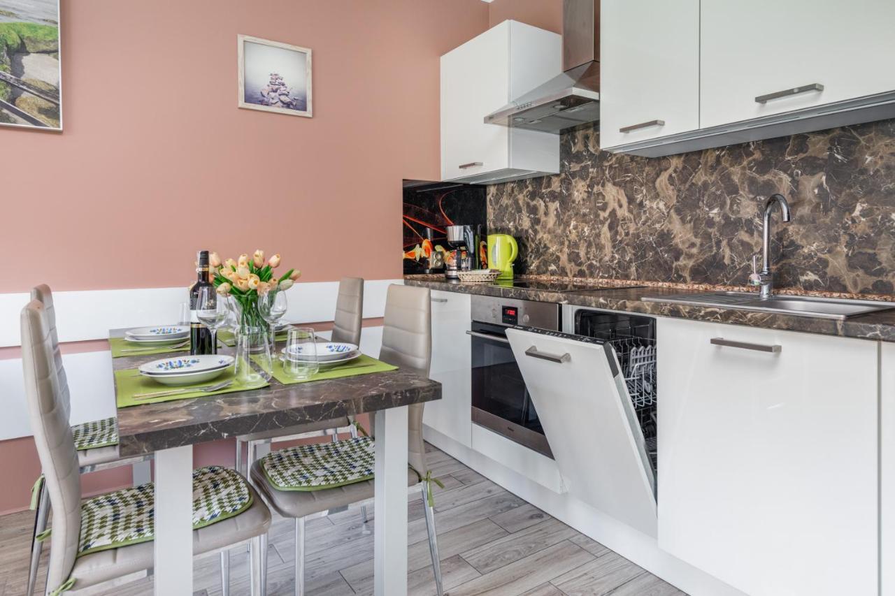 Apartamenty Polnocna By Noclegi Renters Darlowo Ngoại thất bức ảnh