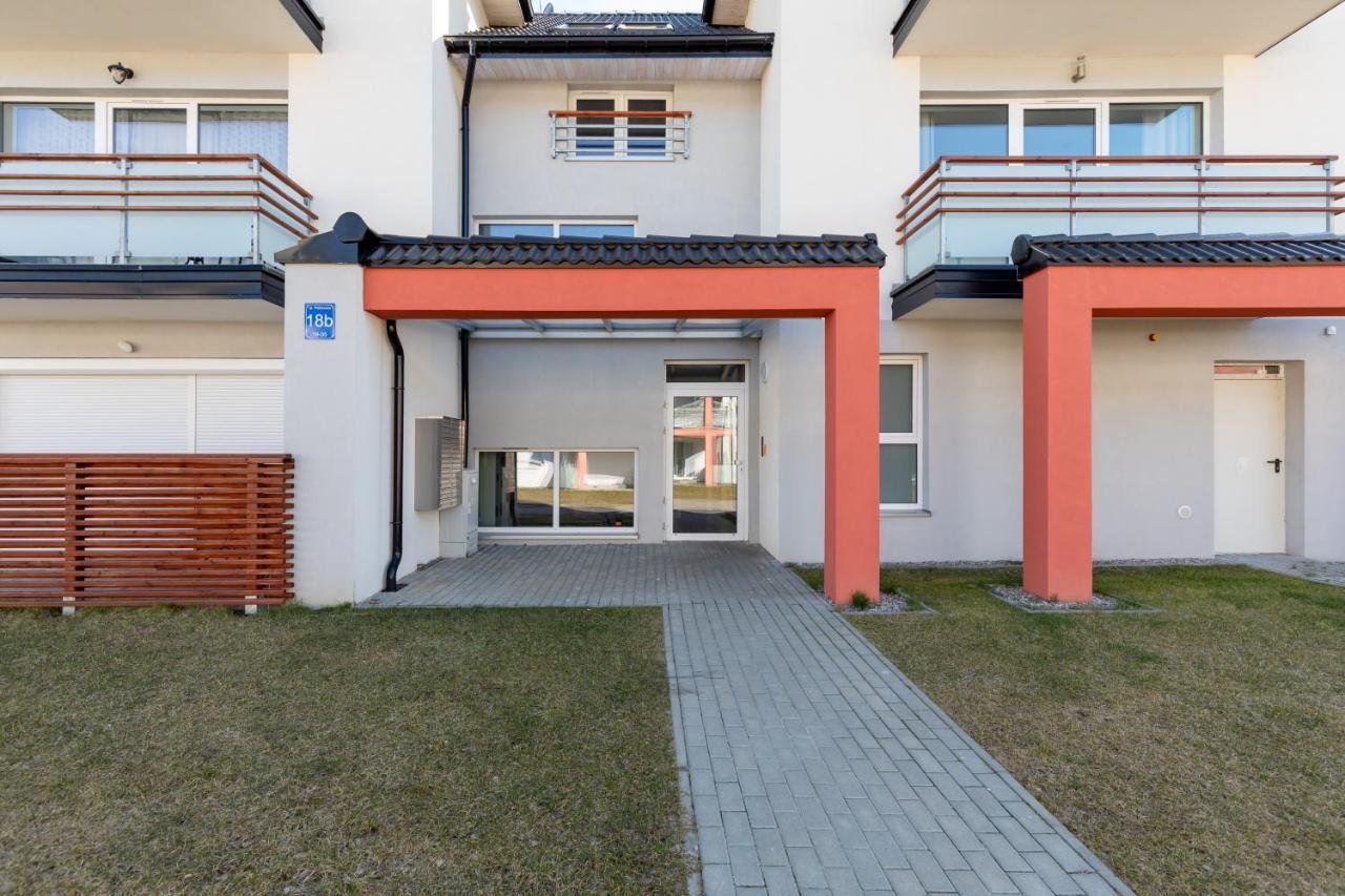 Apartamenty Polnocna By Noclegi Renters Darlowo Ngoại thất bức ảnh
